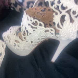 Charlotte Olympia size 34 Made in Italy. USA size 5